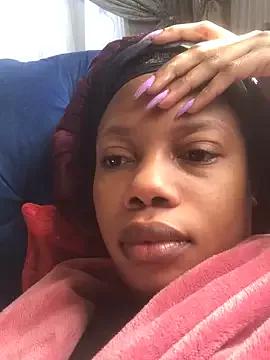 NAUGHTYSHALOTXX from StripChat is Freechat