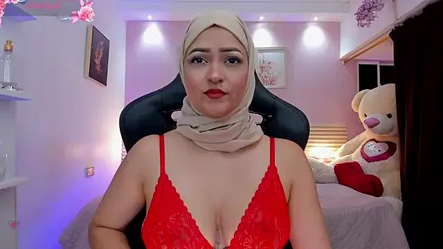 Entertain your itch for girls livestreamers with our collection of stunning models, skilled in the art of temptation and delight.