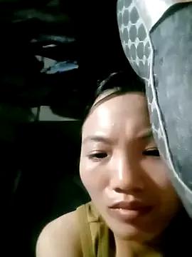 ngan-cute from StripChat is Freechat