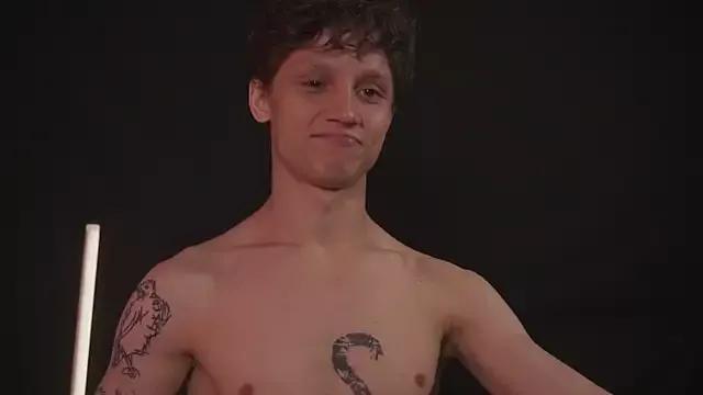 Nicky_neal from StripChat is Freechat