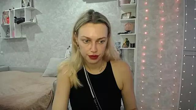 Entertain your itch for girls livestreamers with our collection of stunning models, skilled in the art of temptation and delight.