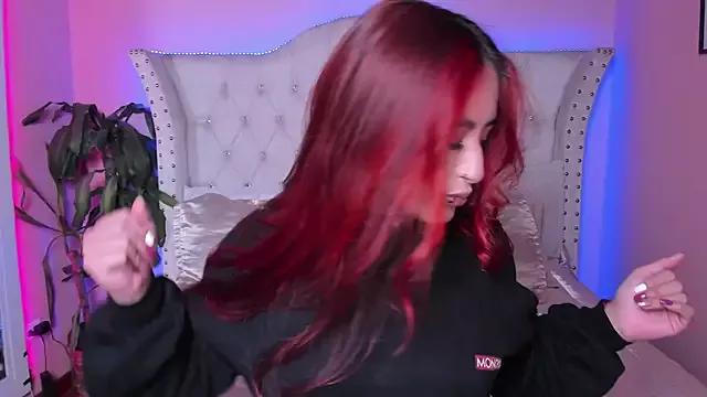 Nicol1126 from StripChat is Freechat