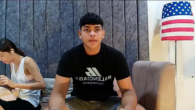 nicole_and_thiago from StripChat is Freechat