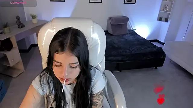 Nicole_Foxx_ from StripChat is Freechat