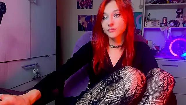 Nicole_Wildfire from StripChat is Freechat