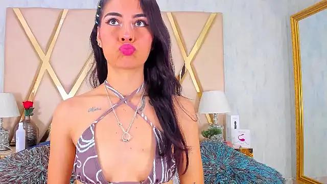 Entertain your itch for girls livestreamers with our collection of stunning models, skilled in the art of temptation and delight.