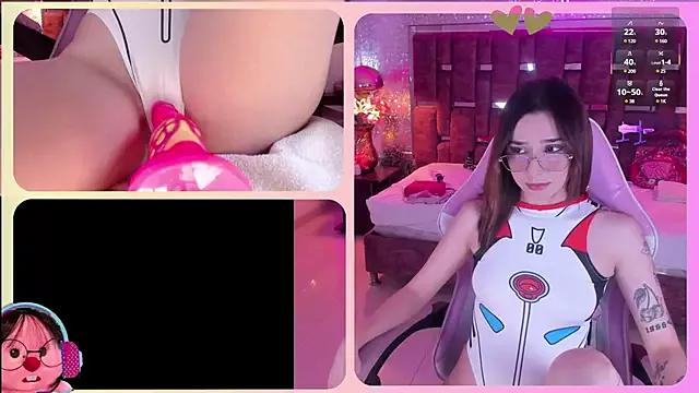 Entertain your itch for girls livestreamers with our collection of stunning models, skilled in the art of temptation and delight.