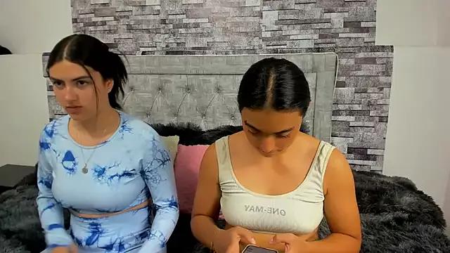 Entertain your itch for girls livestreamers with our collection of stunning models, skilled in the art of temptation and delight.