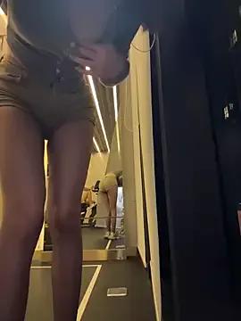 nideanbaby from StripChat is Freechat