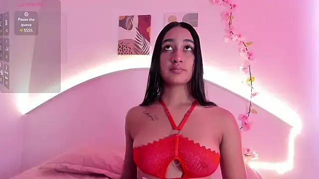 Entertain your itch for girls livestreamers with our collection of stunning models, skilled in the art of temptation and delight.