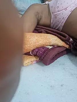 Nilam_cut webcams show profile image 