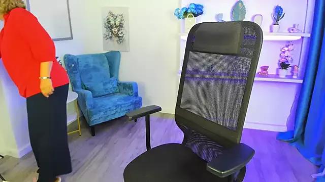 Entertain your itch for girls livestreamers with our collection of stunning models, skilled in the art of temptation and delight.