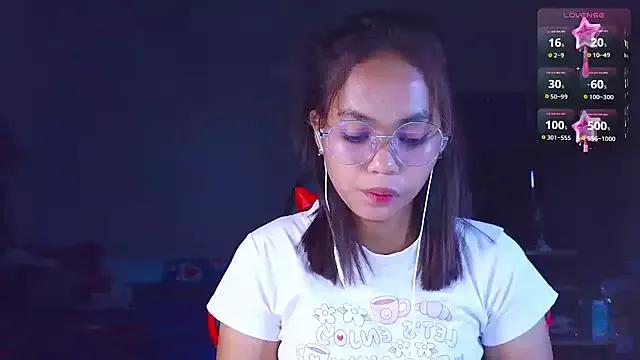 NISHABELLE from StripChat is Freechat