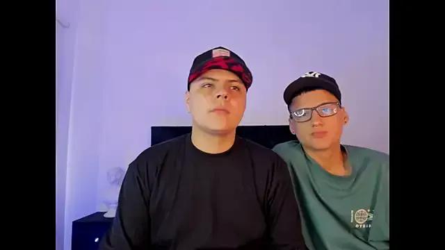 NoahLux from StripChat is Freechat