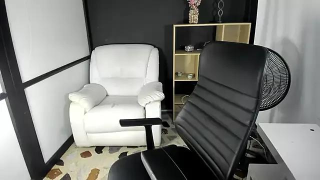 Noahsmitth_ from StripChat is Freechat