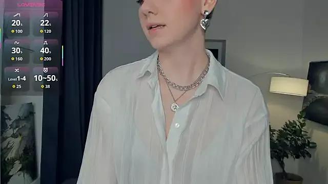 OdelynaAsp from StripChat is Freechat