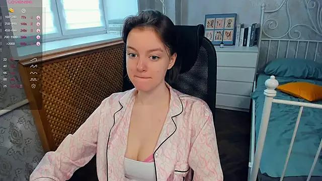 OdetteDoddy from StripChat is Freechat