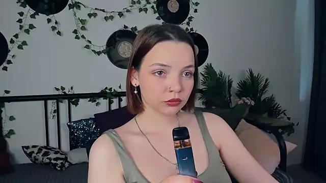 OdriMoon from StripChat is Freechat