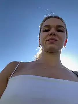 Oh_Anna from StripChat is Freechat