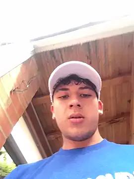 oliver_kyy from StripChat is Freechat