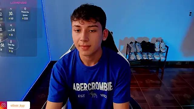 oliver_kyy from StripChat is Freechat