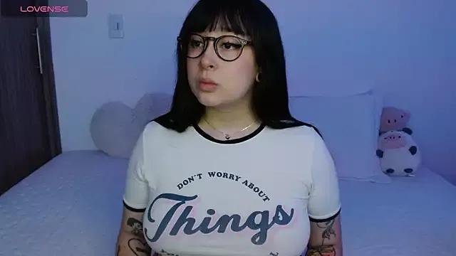 Oliviargf from StripChat is Freechat