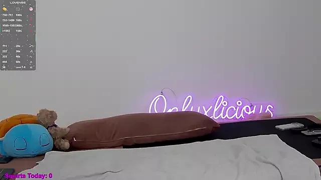 Entertain your itch for girls livestreamers with our collection of stunning models, skilled in the art of temptation and delight.