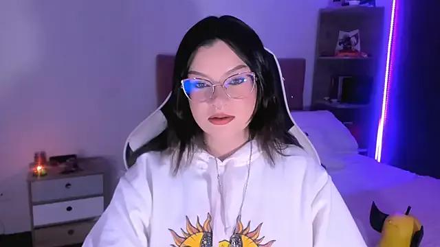 Entertain your itch for girls livestreamers with our collection of stunning models, skilled in the art of temptation and delight.