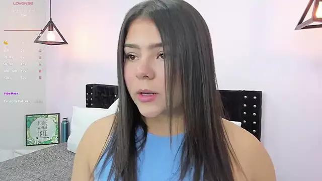 Oriana_Guzman from StripChat is Freechat