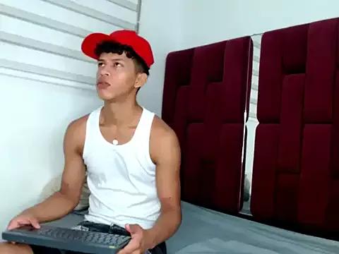 Owen_valentin from StripChat is Freechat