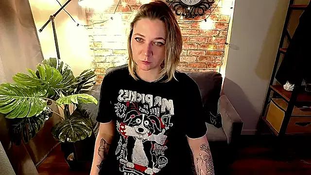 Ozalin_Green from StripChat is Freechat
