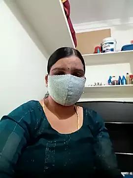 Padhu_baby from StripChat is Freechat