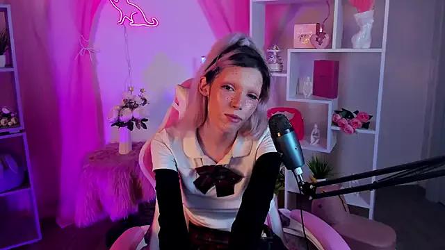 Entertain your itch for girls livestreamers with our collection of stunning models, skilled in the art of temptation and delight.