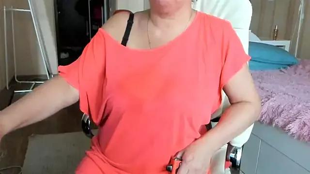 PamHardFuck from StripChat is Freechat