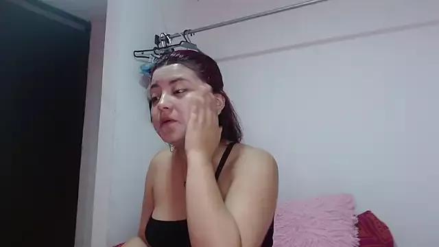 Paris_taime from StripChat is Freechat