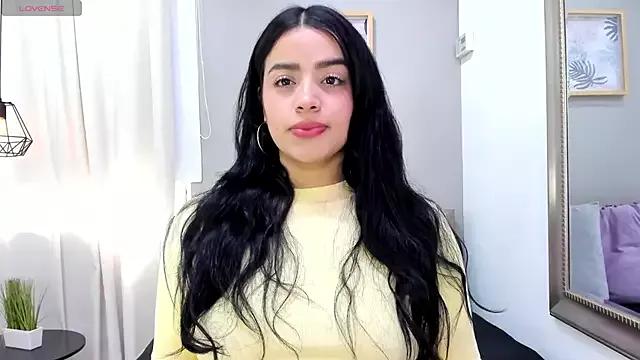 Paula_Desousa from StripChat is Freechat