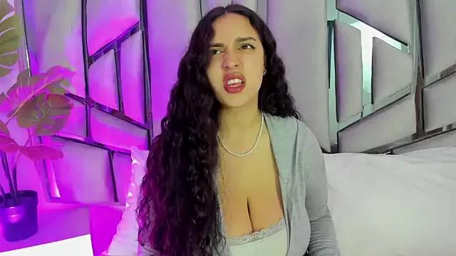 Entertain your itch for girls livestreamers with our collection of stunning models, skilled in the art of temptation and delight.