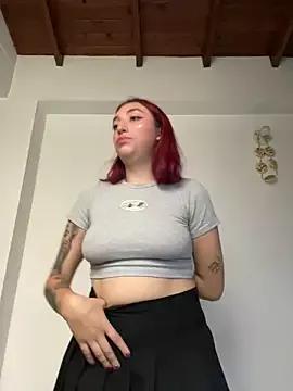 Paulina_Wells from StripChat is Freechat