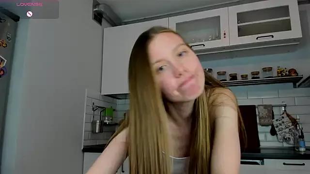 Peggy_Beauty from StripChat is Freechat