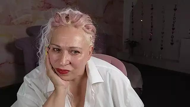 Entertain your itch for girls livestreamers with our collection of stunning models, skilled in the art of temptation and delight.