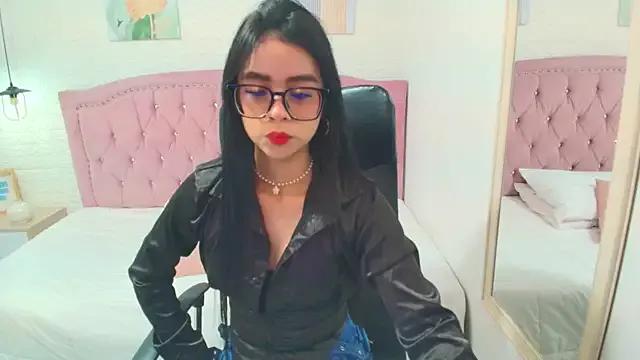 Entertain your itch for girls livestreamers with our collection of stunning models, skilled in the art of temptation and delight.