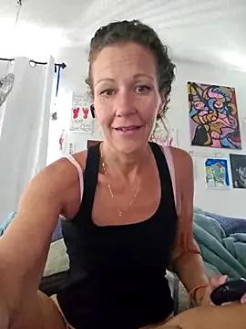 PhynneNicole from StripChat is Freechat