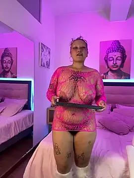 pink_maddy from StripChat is Freechat