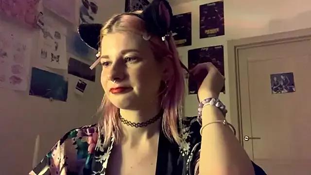 PinkVampire from StripChat is Freechat