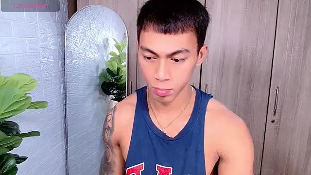 PinooyMilker from StripChat is Freechat