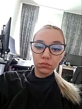 PixieCrush webcams show profile image 
