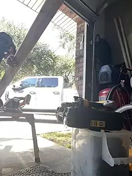 Polaroid_White from StripChat is Freechat