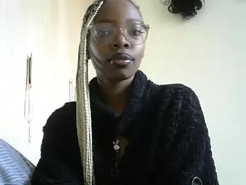 Pretty_brownskinn from StripChat is Freechat