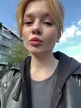 PrettyKristina from StripChat is Freechat