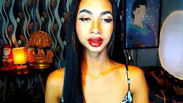 PrettyLatiina from StripChat is Freechat